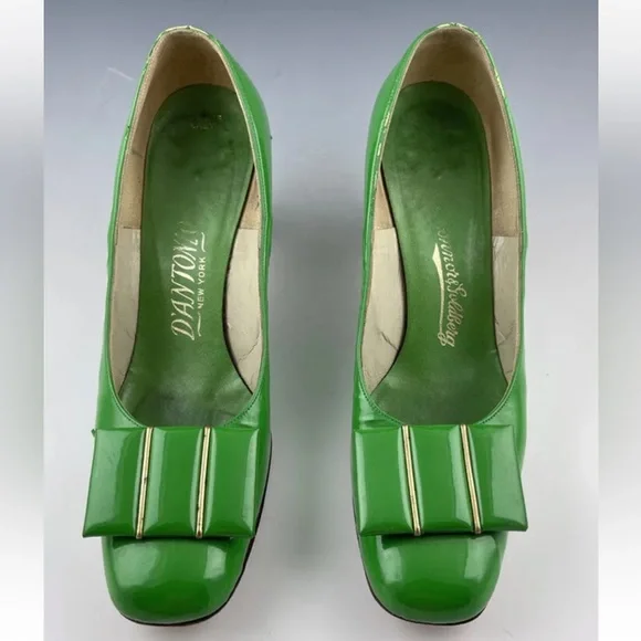Lime green vintage pump shoes - Picture 1 of 6